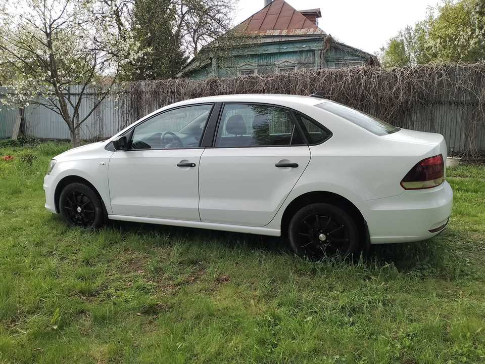 Volkswagen Polo V рестайлинг, 2019 год, 1 349 000 рублей, 6 фотография