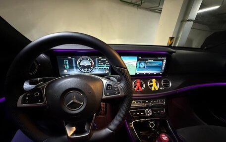 Mercedes-Benz E-Класс, 2016 год, 3 600 000 рублей, 3 фотография