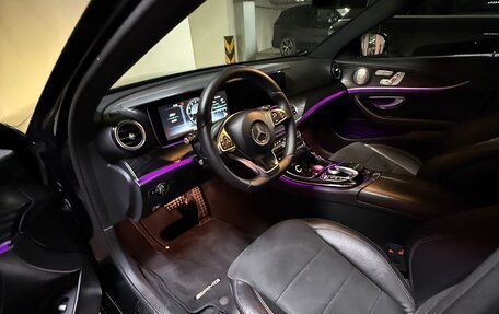 Mercedes-Benz E-Класс, 2016 год, 3 600 000 рублей, 4 фотография