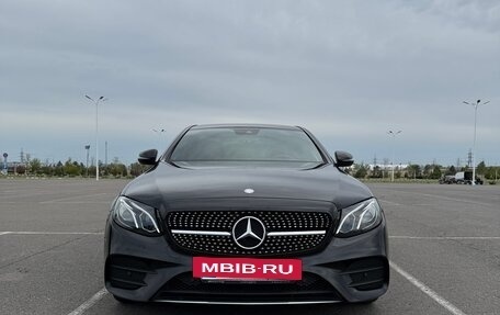 Mercedes-Benz E-Класс, 2016 год, 3 600 000 рублей, 36 фотография