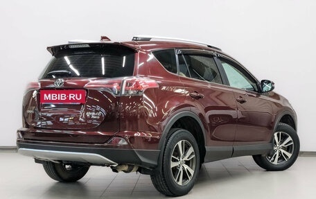 Toyota RAV4, 2018 год, 2 590 000 рублей, 5 фотография