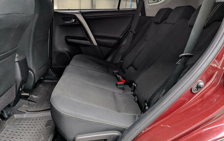 Toyota RAV4, 2018 год, 2 590 000 рублей, 18 фотография
