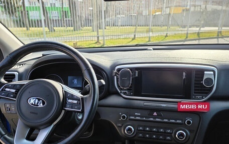 KIA Sportage IV рестайлинг, 2019 год, 2 450 000 рублей, 2 фотография