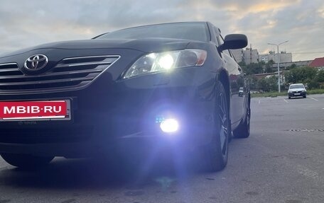 Toyota Camry, 2008 год, 899 999 рублей, 13 фотография