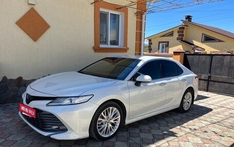 Toyota Camry, 2020 год, 3 350 000 рублей, 4 фотография