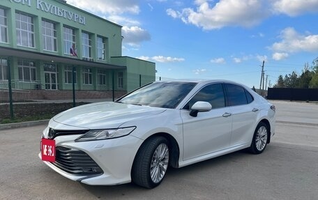 Toyota Camry, 2020 год, 3 350 000 рублей, 15 фотография
