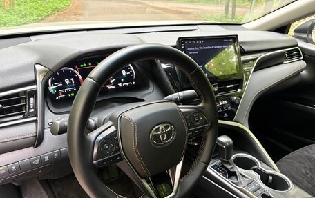 Toyota Camry, 2022 год, 3 450 000 рублей, 6 фотография