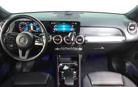 Mercedes-Benz GLB, 2022 год, 2 585 000 рублей, 5 фотография