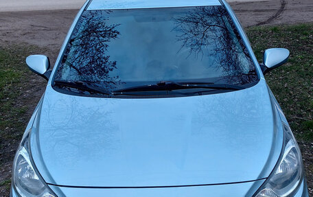 Hyundai Solaris II рестайлинг, 2012 год, 699 000 рублей, 1 фотография