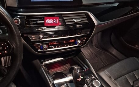 BMW 5 серия, 2019 год, 3 450 000 рублей, 2 фотография
