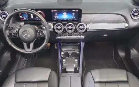 Mercedes-Benz GLB, 2022 год, 2 610 000 рублей, 5 фотография