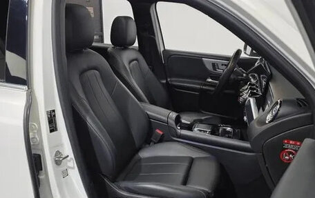 Mercedes-Benz GLB, 2022 год, 2 610 000 рублей, 7 фотография
