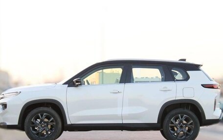 Toyota Urban Cruiser, 2025 год, 2 650 000 рублей, 4 фотография