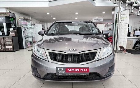 KIA Rio III рестайлинг, 2014 год, 720 000 рублей, 2 фотография