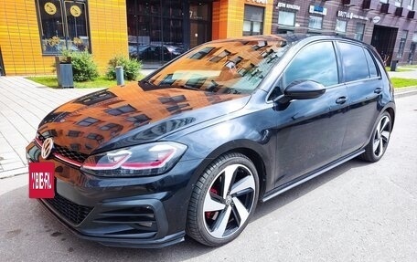 Volkswagen Golf GTI VII, 2018 год, 2 400 000 рублей, 3 фотография