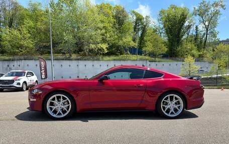 Ford Mustang VI рестайлинг, 2022 год, 4 500 000 рублей, 7 фотография