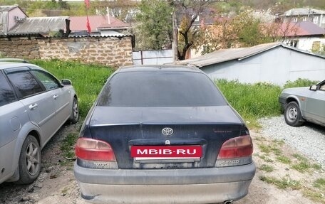 Toyota Avensis III рестайлинг, 2002 год, 390 000 рублей, 3 фотография