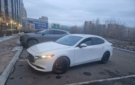 Mazda 3, 2022 год, 2 370 000 рублей, 17 фотография