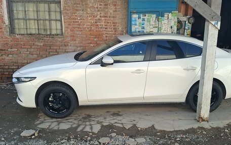 Mazda 3, 2022 год, 2 370 000 рублей, 16 фотография