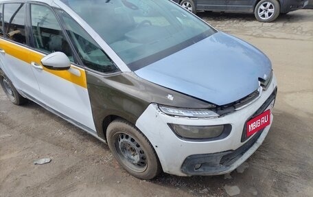 Citroen C4 Picasso II рестайлинг, 2017 год, 450 000 рублей, 5 фотография