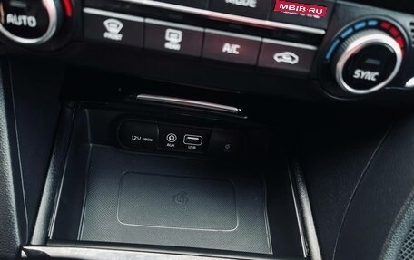 KIA Optima IV, 2019 год, 1 800 000 рублей, 10 фотография