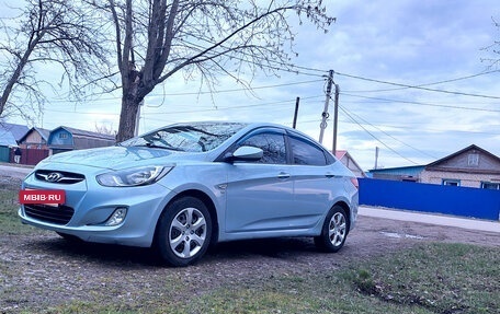 Hyundai Solaris II рестайлинг, 2012 год, 699 000 рублей, 6 фотография