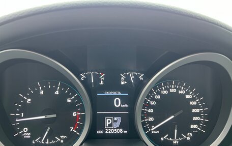 Toyota Land Cruiser 200, 2013 год, 3 600 000 рублей, 21 фотография