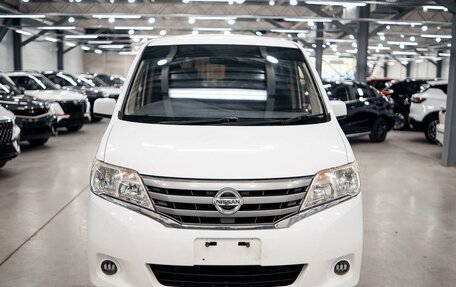 Nissan Serena IV, 2013 год, 1 800 000 рублей, 2 фотография