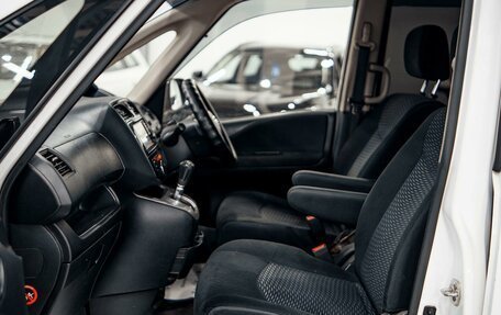Nissan Serena IV, 2013 год, 1 800 000 рублей, 16 фотография