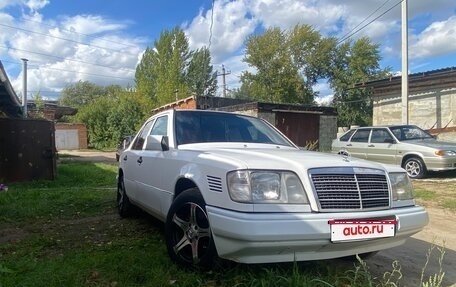 Mercedes-Benz W124, 1993 год, 470 000 рублей, 1 фотография