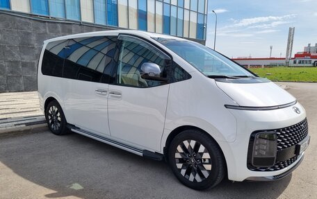 Hyundai Staria, 2024 год, 6 530 000 рублей, 1 фотография