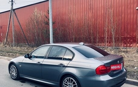 BMW 3 серия, 2010 год, 1 100 000 рублей, 2 фотография