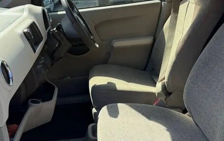 Toyota Passo III, 2013 год, 850 000 рублей, 5 фотография
