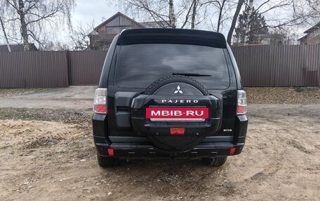 Mitsubishi Pajero IV, 2009 год, 1 790 000 рублей, 5 фотография