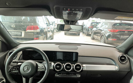 Mercedes-Benz GLB, 2020 год, 3 050 000 рублей, 18 фотография
