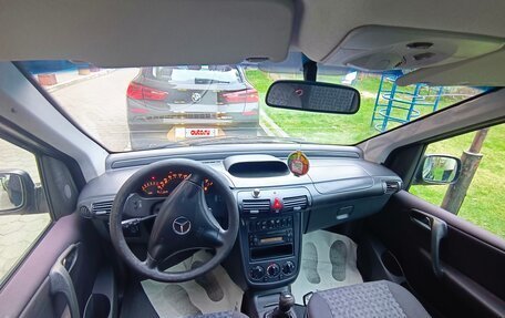 Mercedes-Benz Vaneo, 2003 год, 400 000 рублей, 3 фотография