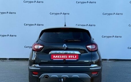 Renault Kaptur I рестайлинг, 2016 год, 1 390 000 рублей, 4 фотография