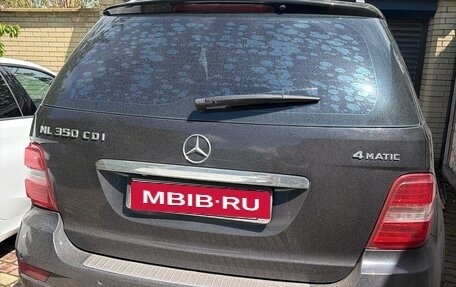 Mercedes-Benz M-Класс, 2011 год, 1 550 000 рублей, 1 фотография