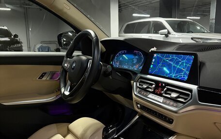 BMW 3 серия, 2021 год, 4 300 000 рублей, 13 фотография