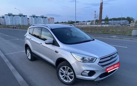 Ford Kuga III, 2018 год, 1 550 000 рублей, 4 фотография