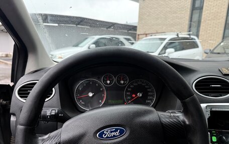 Ford Focus II рестайлинг, 2005 год, 330 000 рублей, 14 фотография