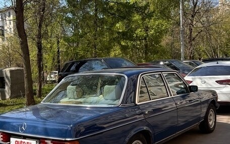 Mercedes-Benz W123, 1984 год, 750 000 рублей, 3 фотография