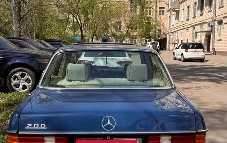 Mercedes-Benz W123, 1984 год, 750 000 рублей, 4 фотография
