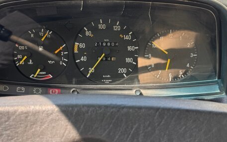 Mercedes-Benz W123, 1984 год, 750 000 рублей, 8 фотография