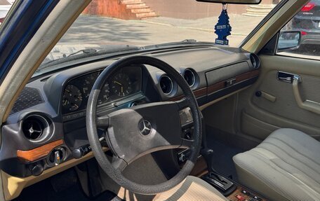 Mercedes-Benz W123, 1984 год, 750 000 рублей, 7 фотография