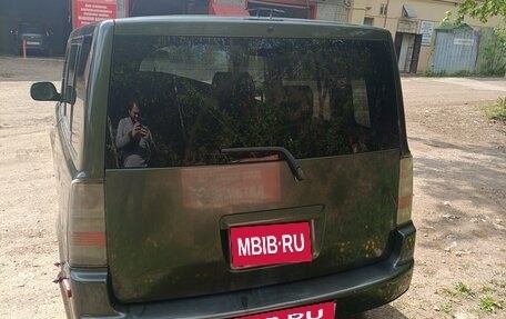 Scion xB II рестайлинг, 2005 год, 250 000 рублей, 3 фотография