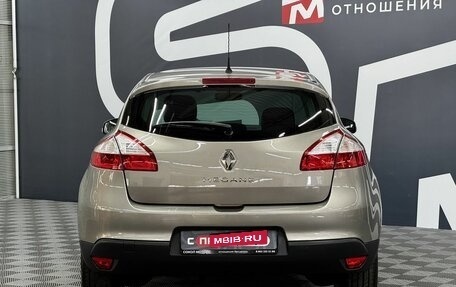 Renault Megane III, 2011 год, 849 900 рублей, 5 фотография