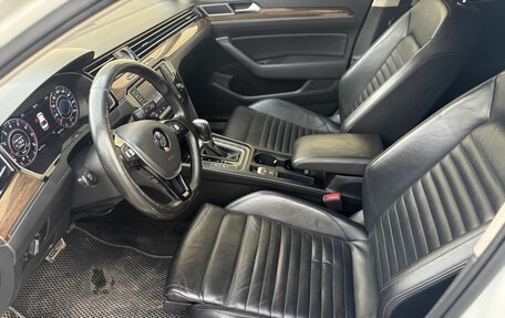 Volkswagen Passat B8 рестайлинг, 2015 год, 1 549 000 рублей, 8 фотография