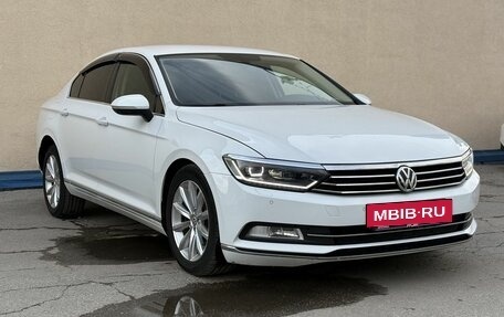 Volkswagen Passat B8 рестайлинг, 2015 год, 1 549 000 рублей, 3 фотография