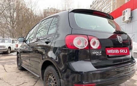 Volkswagen Golf Plus II, 2010 год, 700 000 рублей, 3 фотография